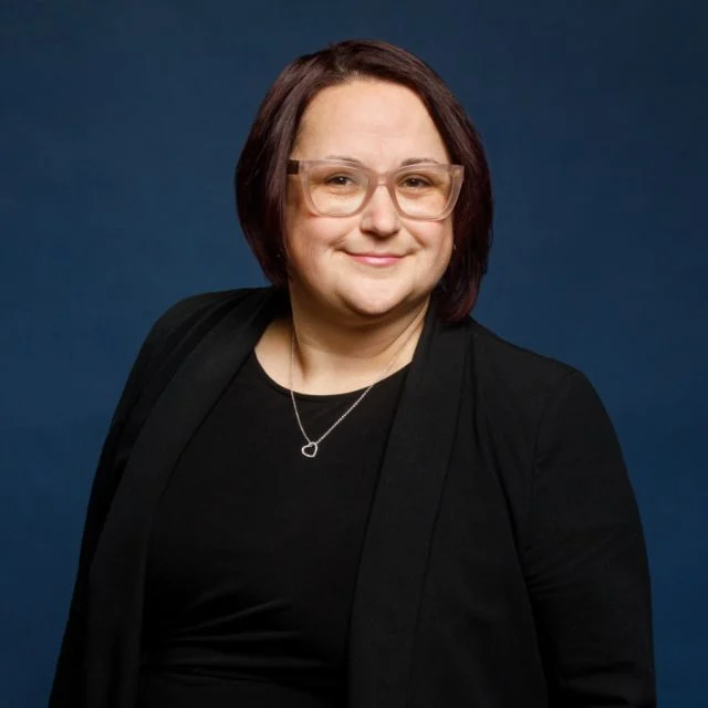 leAnn secord headshot