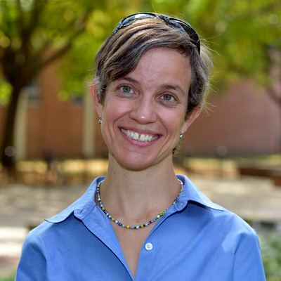 Headshot of Amy Dunham Strand