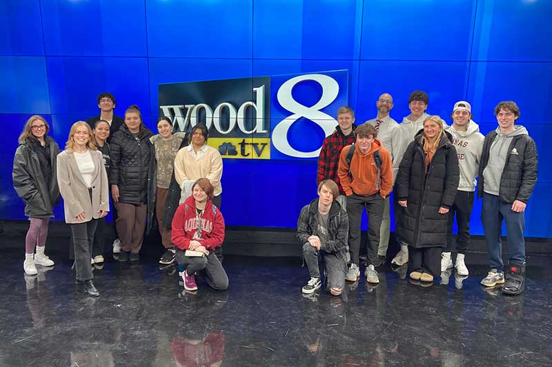 Communication students visit WOOD TV8