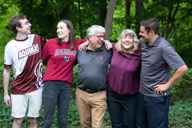 Family photo of aquinas family