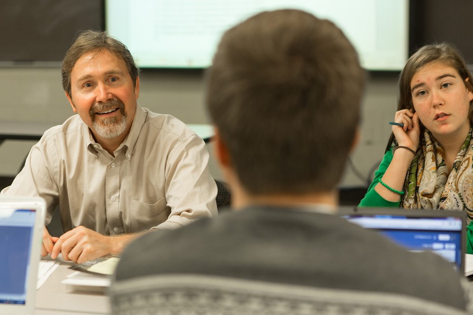 Students and professors talking and listening